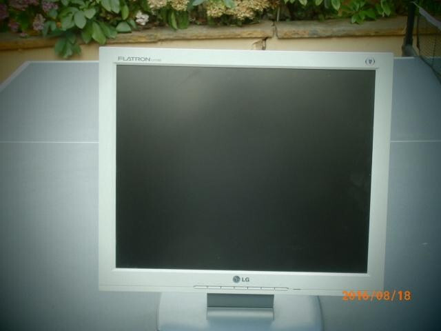 مانیتور دست دوم      17  MONITOR LG