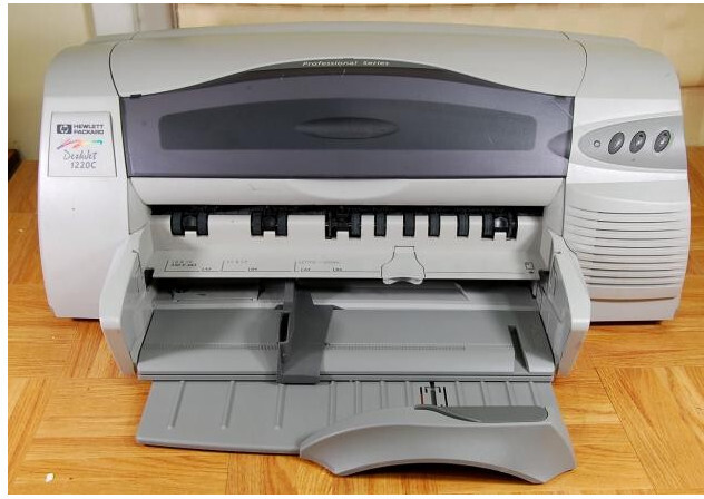 چاپگر دست دوم جوهر افشان hp1220 (با جوهر آکبند )
